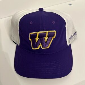 New Wilson Tigers Football Nike Heritage86 Dri-Fit baseball hat, purple, M/L